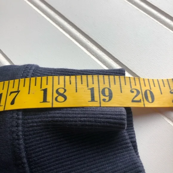 TOMMY HILFIGER BOYS LONG SLEEVES ZIP UP HOODIE IN RED BLUE AND GRAY SIZE M 12/14 - Picture 10 of 11